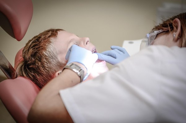 Centre dentaire à romainville : soins complets et orthodontie